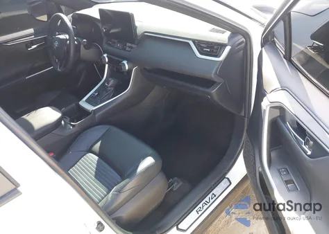 2024 Toyota Rav4 Hybrid Xse from USA, damaged, VIN 2T3E6RFV3RW061931